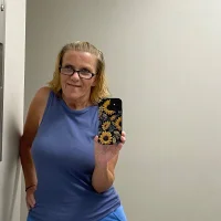 Goldie33