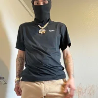 BROKEBOY707 live webcam