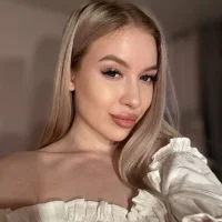 VivaViktoriya's Profile Pic