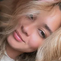 veronica_mv1's Profile Pic