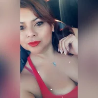nica_queen's Profile Pic