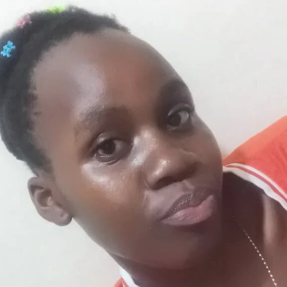 pretty_renor Stripchat profile image