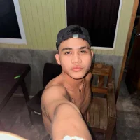 Lollaaaaaaa's Profile Pic