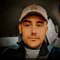 Immagine del profilo di hue-g-rection