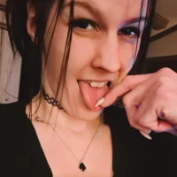 disobedientdolly's Avatar Pic