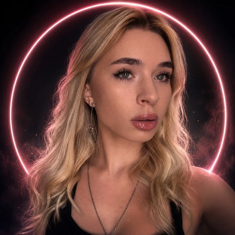 Emily_Hartt profile photo