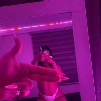 MIA_YOURHOTTIE avatar