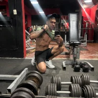 robin_esteven's Profile Pic