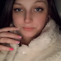 DeeDee_TheFreak's Profile Pic