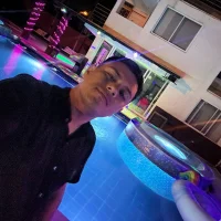 pachosw's Profile Pic