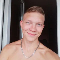 Mickey_Mousee's Profile Pic