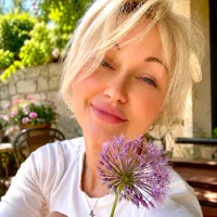 Allissa_'s Profile Pic