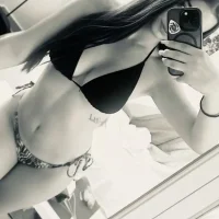 18QUEENN's Avatar Pic