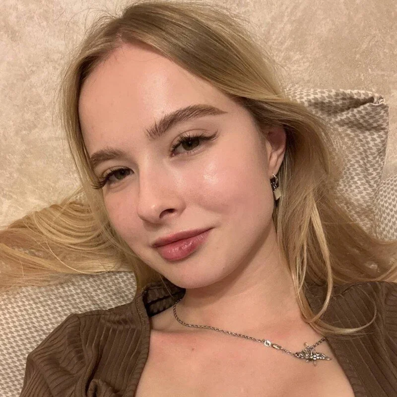 mell_milles profile photo