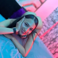 Charlote_Guzman's Profile Pic