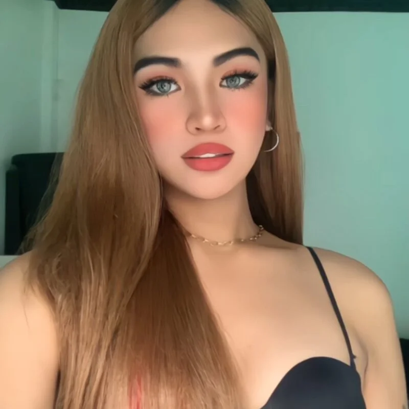 Hollyfvkendoll profile photo