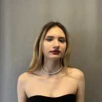 ShellyNaves's Profile Pic