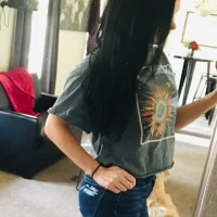 صورة الملف الشخصي لـ momnextdoor