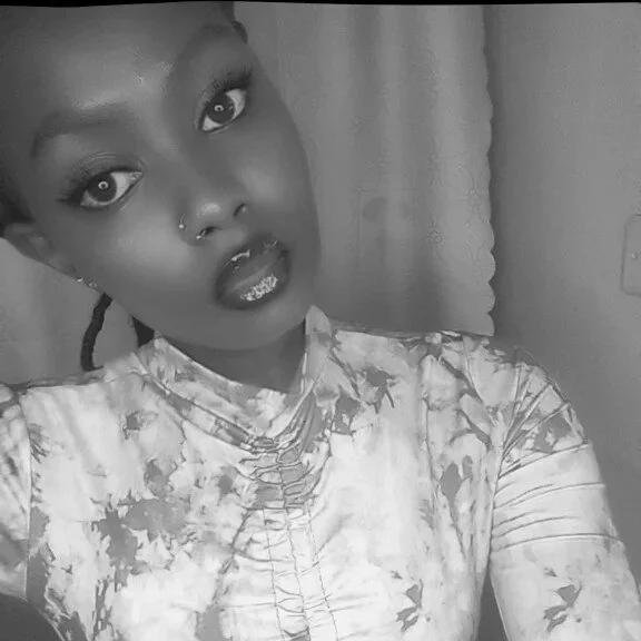 petite_nova profile photo