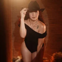 Patricia_HL avatar - live cam performer on MySuperHot
