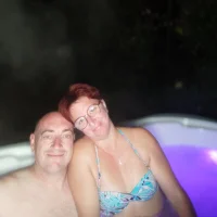 couplefun7284's Profile Pic