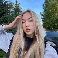 LinetteGoodhart's Avatar Pic