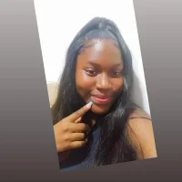 CHLOESSMITH's Profile Pic