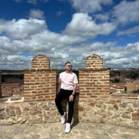 rotuar01's Profile Pic