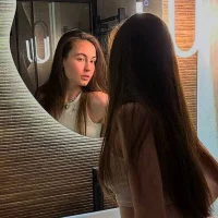 NellieCooper's Avatar Pic