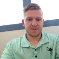 pompiers696969's Profile Pic