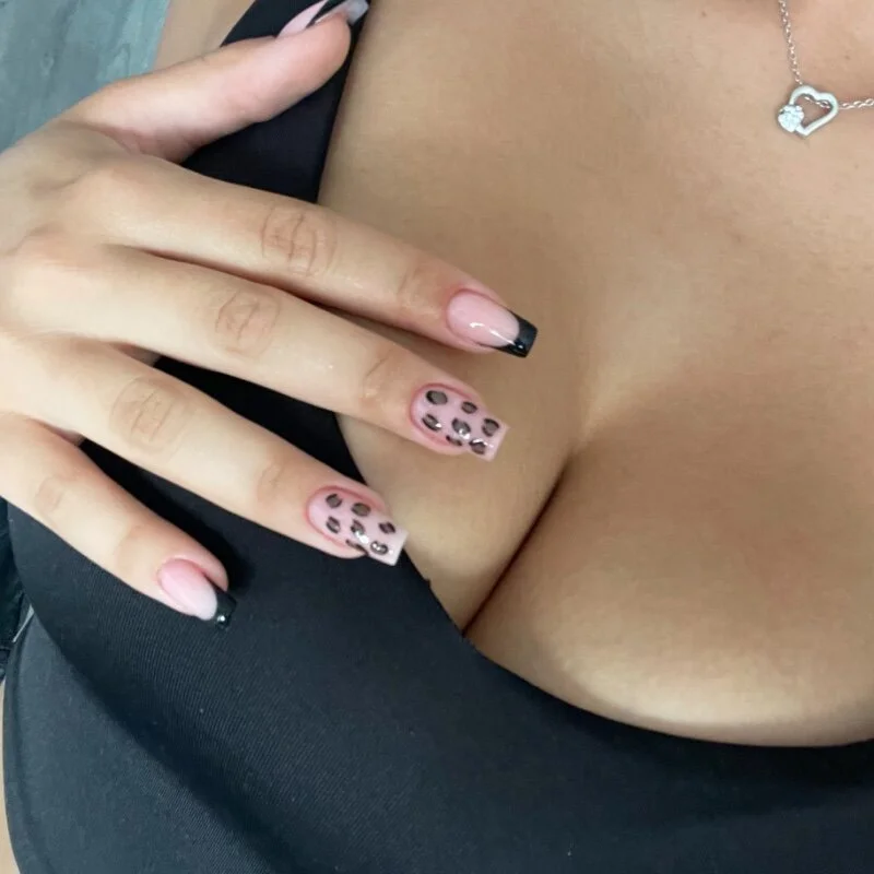 RoxyDoryn Stripchat profile image