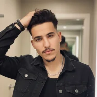simobouz89's Profile Pic