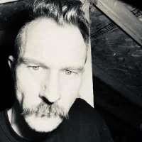 RequiredHealing's profielfoto