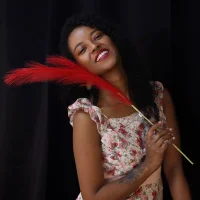 LottieBenz's Profile Pic