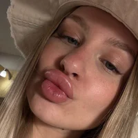 FloraGranger's Profile Pic