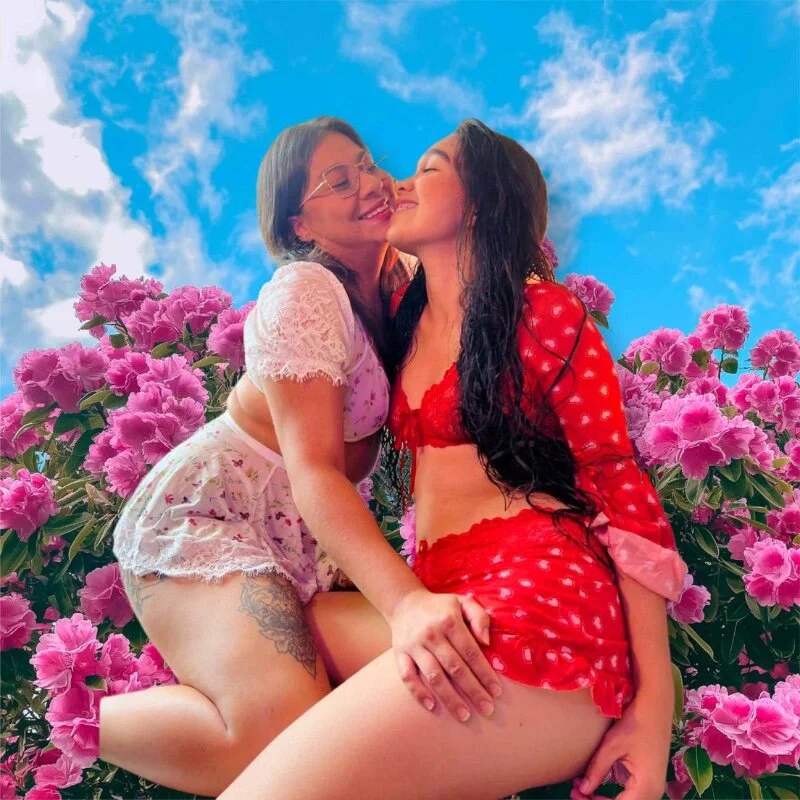 Poli_amor2025 Stripchat profile image