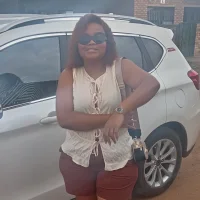 Curvypeachy's Profile Pic