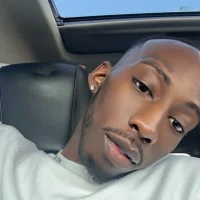 ObsidianHoney 头 像图片