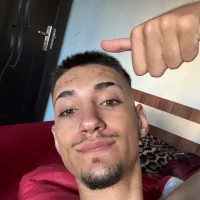 Modèle webcam mariuspulamare10