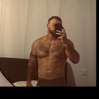 SissyPig98 webcam