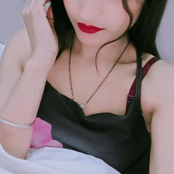 neha_sharma_ profile photo