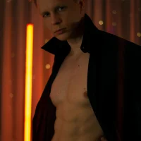 รูปโปรไฟล์ของ Elijah_Tall