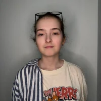 LynGalt's Profile Pic