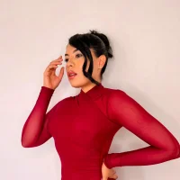 JuliaMyst webcam