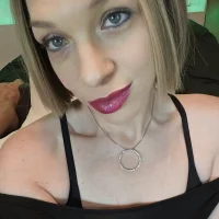 รูปอวาตาร์ของ Tessa_Rae