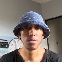loveU2much's Profile Pic