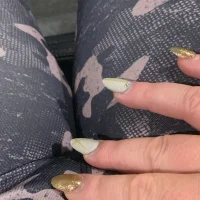 Pineapplepeachesのアバター写真