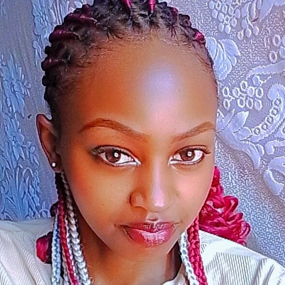 Prettylynee Stripchat profile image