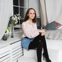 AlexaBaker Φωτ, Προφίλ