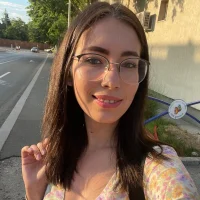 YourPrettyDoctor's Profile Pic